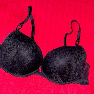 Victoria secret pushup bra size 38c